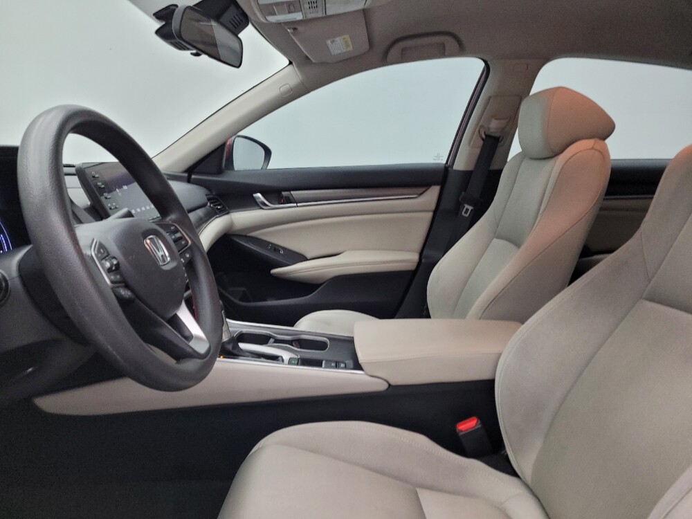 2019 Honda Accord in Fairfield, OH 45014 - 18084646 17