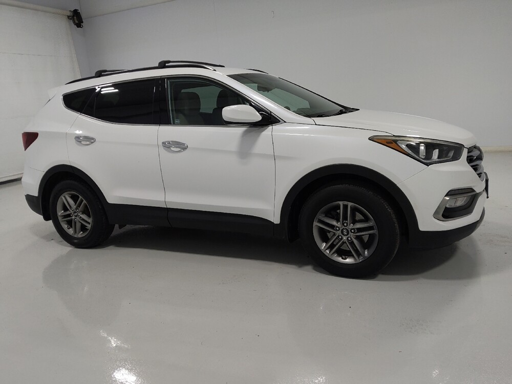 2017 Hyundai Santa Fe in Columbus, OH 43228 - 18084648 11