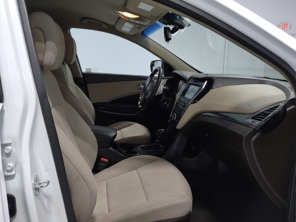 2017 Hyundai Santa Fe in Columbus, OH 43228 - 18084648 21