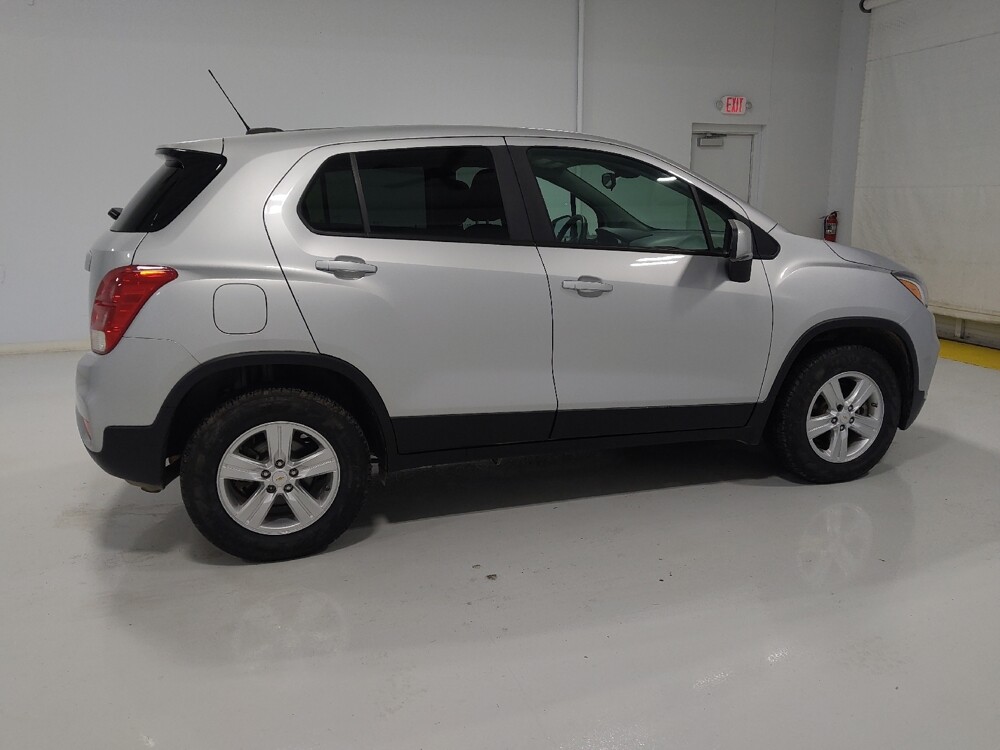 2021 Chevrolet Trax in Columbus, OH 43228 - 18084649 10