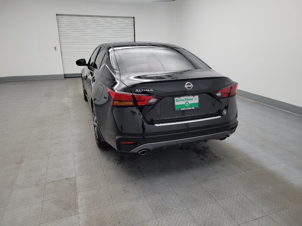 2019 Nissan Altima in Columbus, OH 43228 - 18084650 6