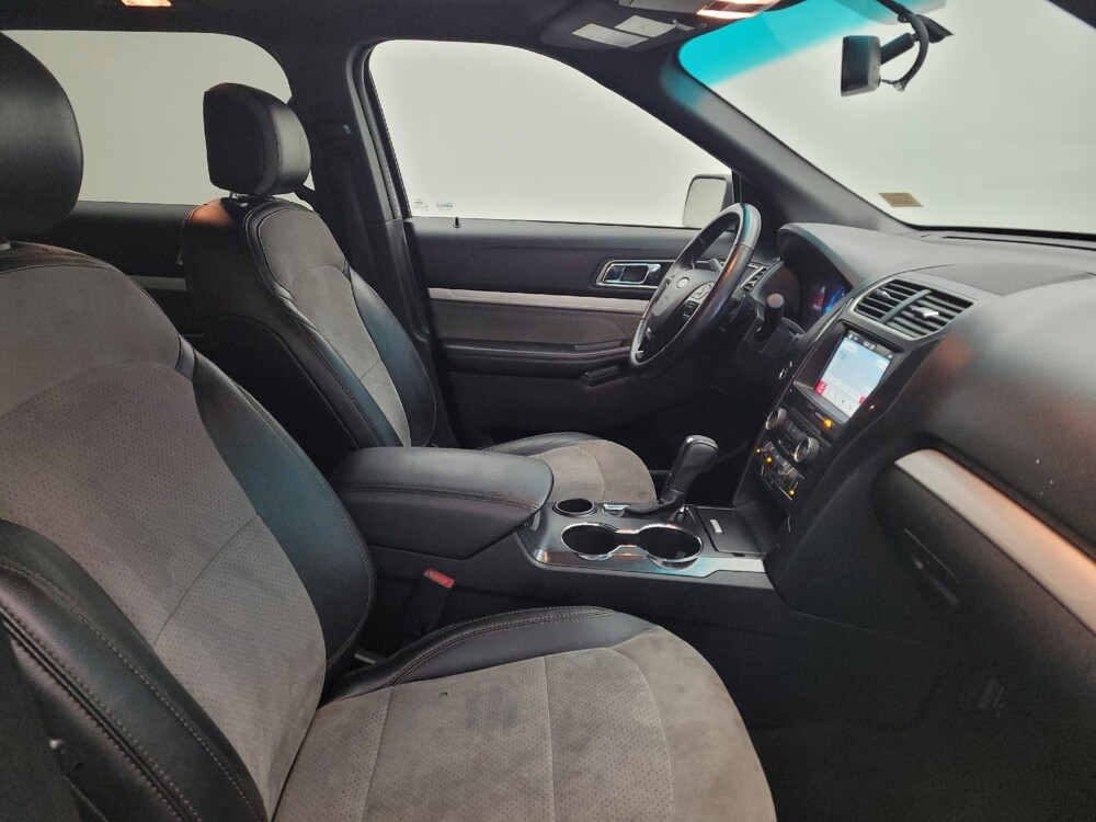 2017 Ford Explorer in Fairfield, OH 45014 - 18084652 21