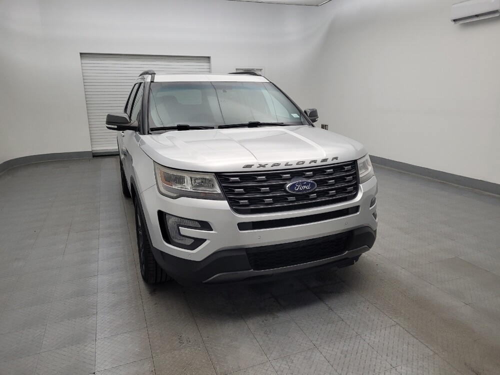 2017 Ford Explorer in Fairfield, OH 45014 - 18084652 14