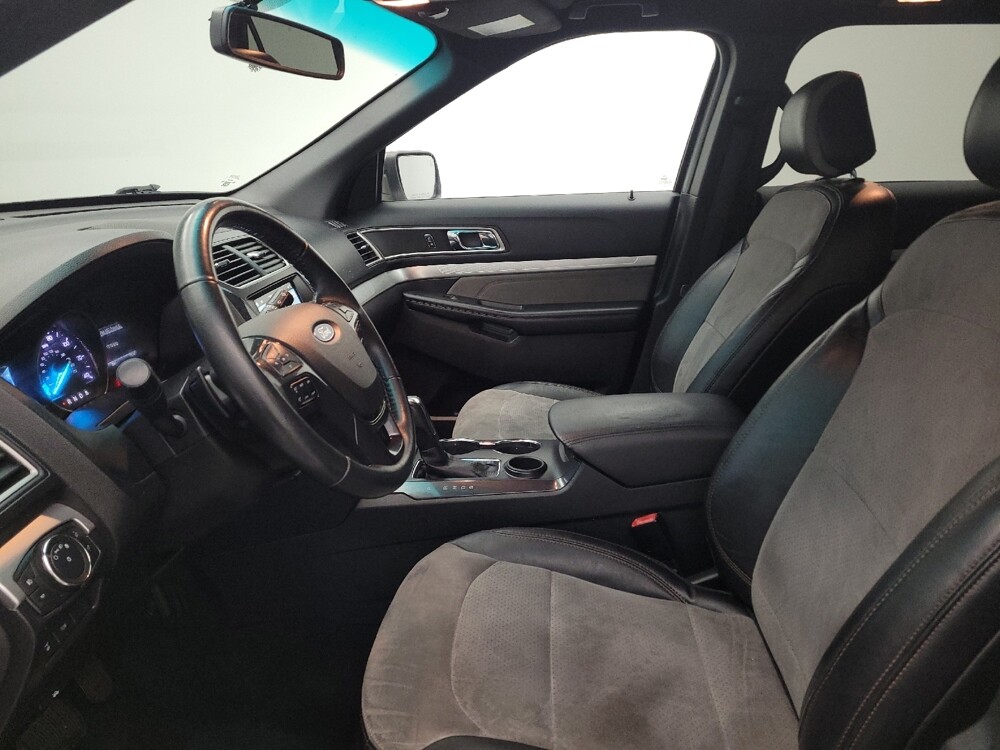 2017 Ford Explorer in Fairfield, OH 45014 - 18084652 17