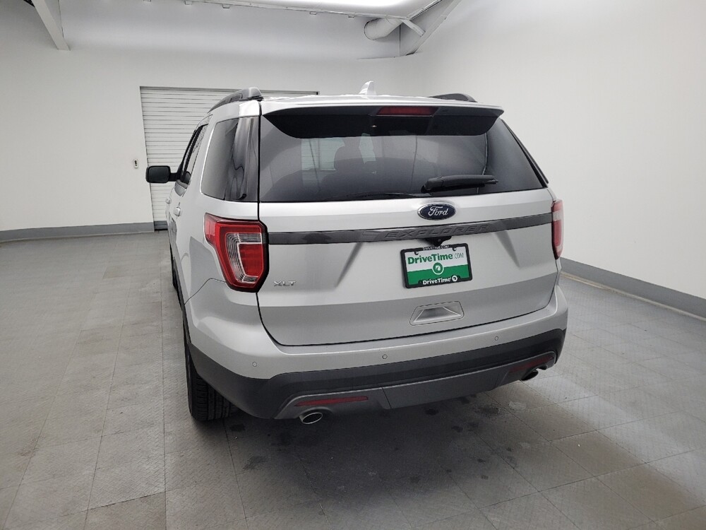 2017 Ford Explorer in Fairfield, OH 45014 - 18084652 6