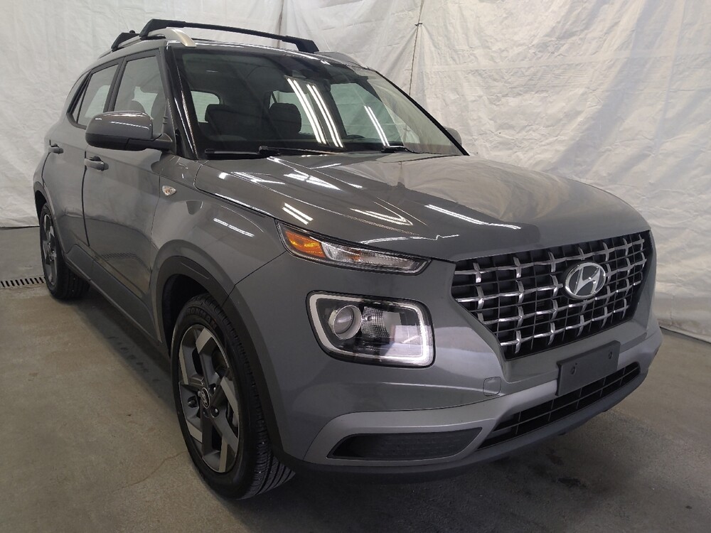 2022 Hyundai Venue in Fairfield, OH 45014 - 18084654 13