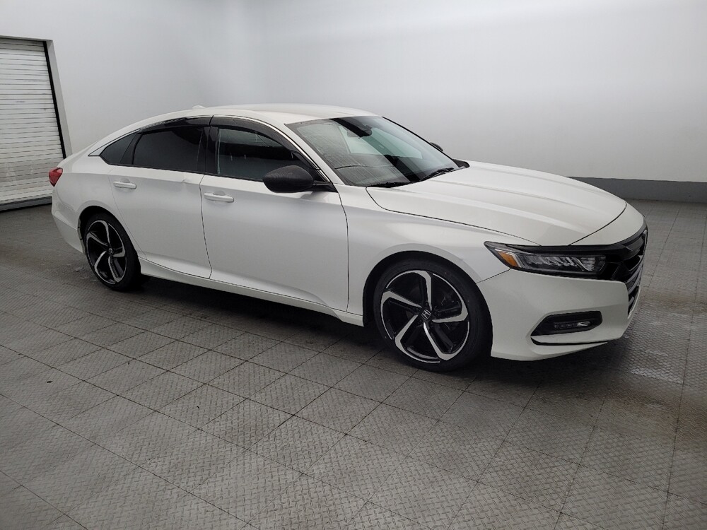 2018 Honda Accord in Owings Mills, MD 21117 - 18084663 11