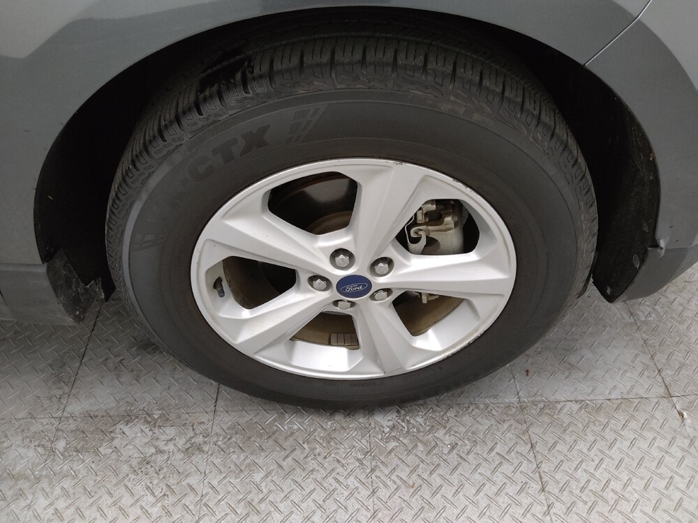 2020 Ford Edge in St. Louis, MO 63136 - 18084670 31