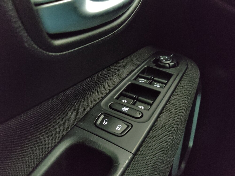 2021 Jeep Renegade in Lombard, IL 60148 - 18084672 27