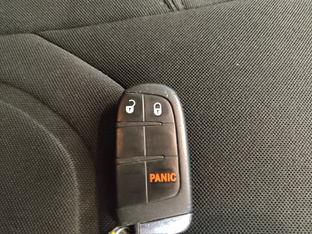 2021 Jeep Renegade in Lombard, IL 60148 - 18084672 32