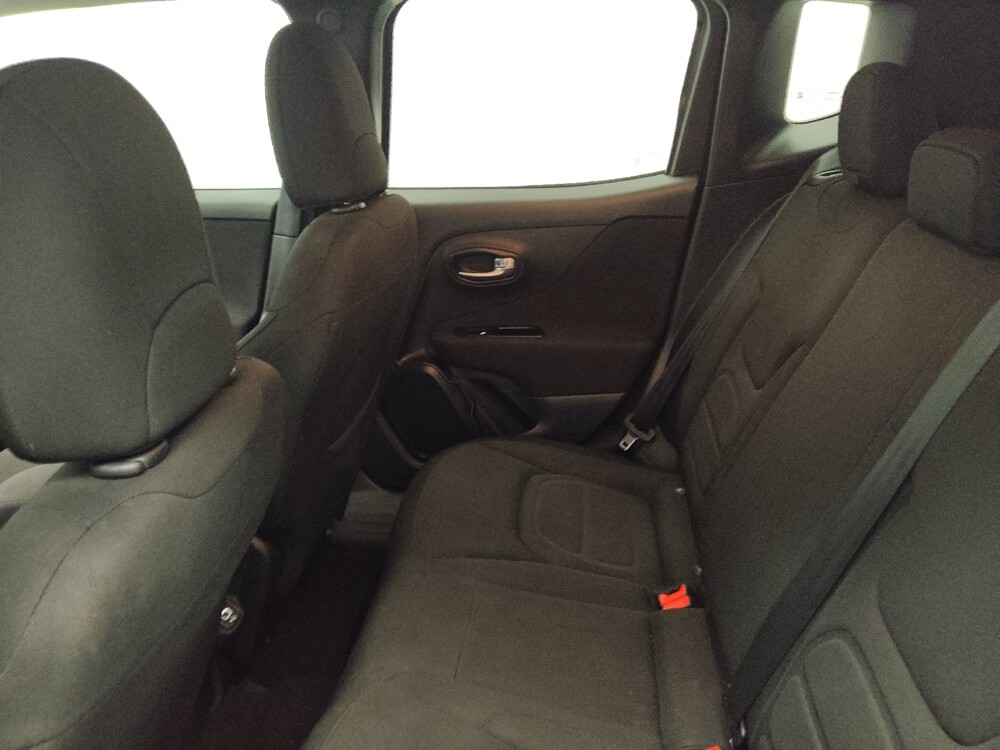 2021 Jeep Renegade in Lombard, IL 60148 - 18084672 18