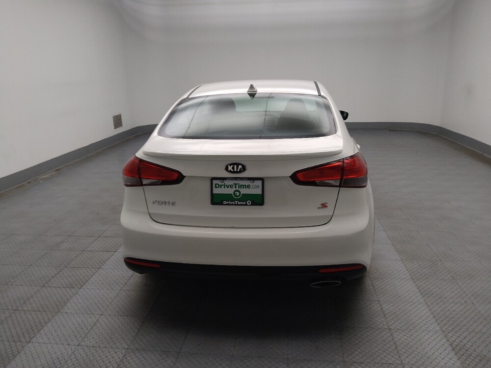 2018 Kia Forte in St. Louis, MO 63125 - 18084673 7