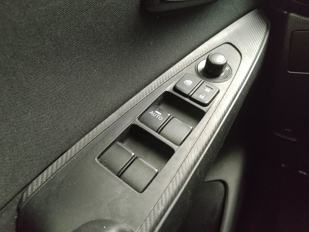 2018 Toyota Yaris in Eastpointe, MI 48021 - 18084676 27