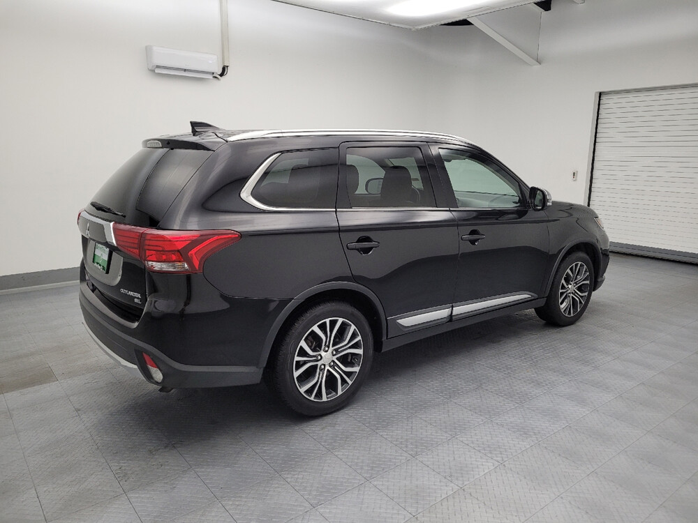 2017 Mitsubishi Outlander in Louisville, KY 40258 - 18084680 10