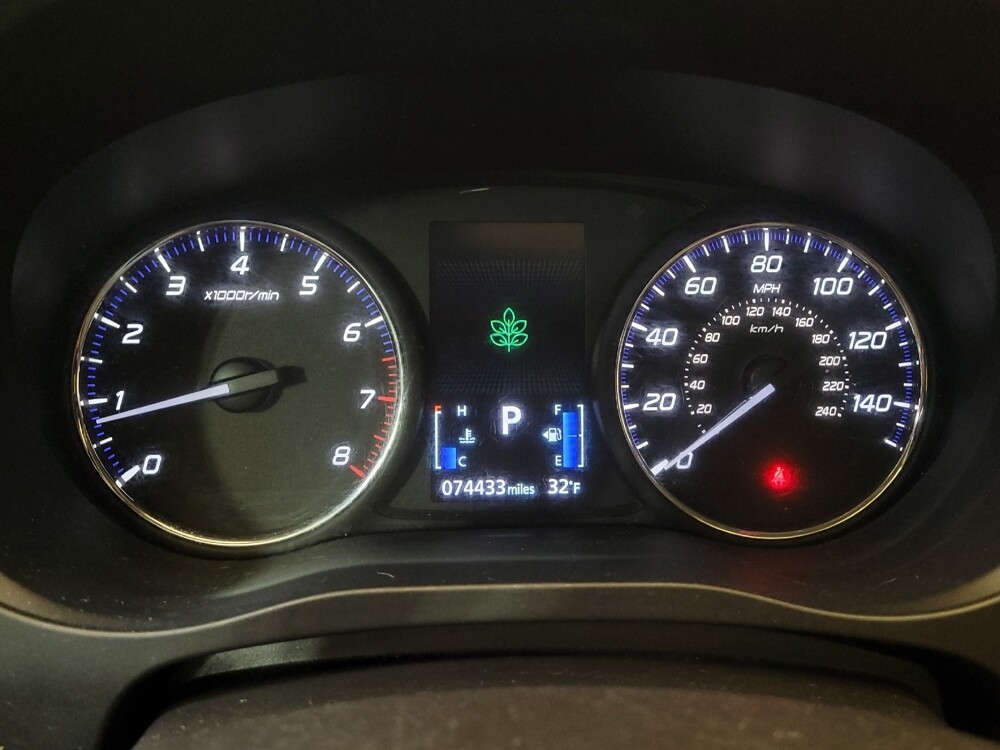 2017 Mitsubishi Outlander in Louisville, KY 40258 - 18084680 23