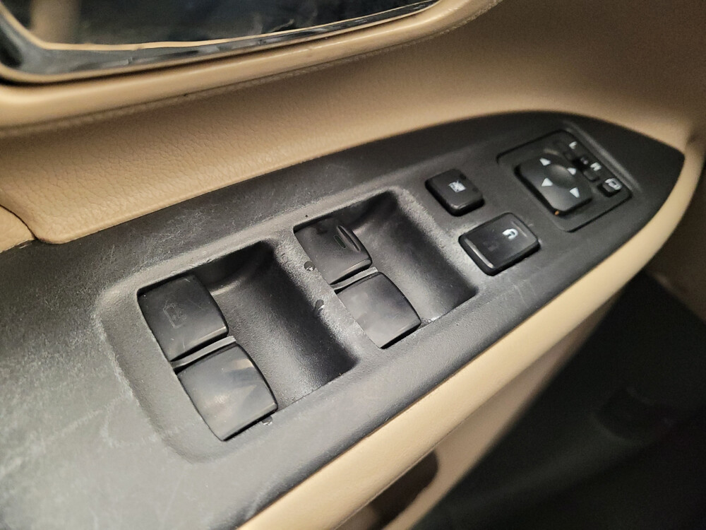 2017 Mitsubishi Outlander in Louisville, KY 40258 - 18084680 27