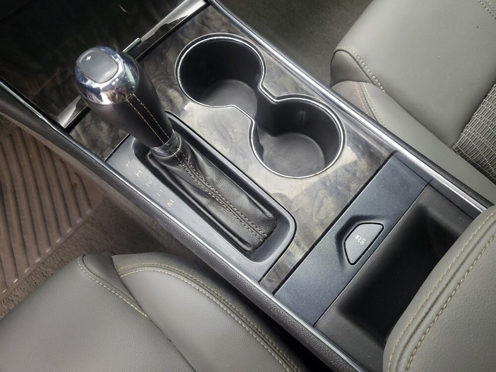 2014 Chevrolet Impala in Highland, IN 46322 - 18084681 26