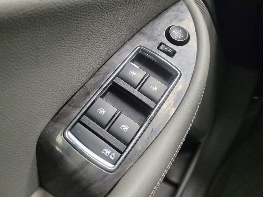 2014 Chevrolet Impala in Highland, IN 46322 - 18084681 27