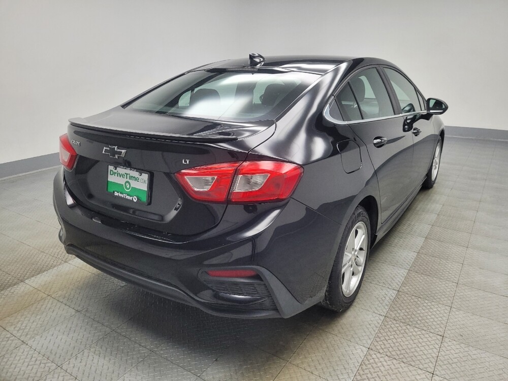 2018 Chevrolet Cruze in Highland, IN 46322 - 18084684 9