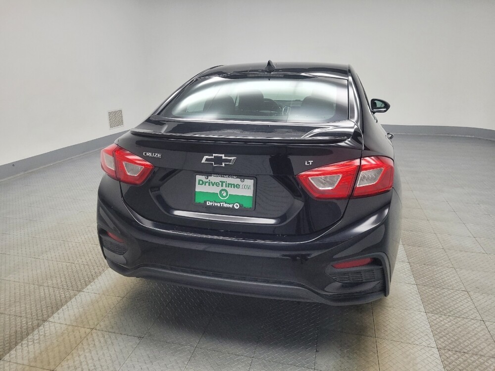 2018 Chevrolet Cruze in Highland, IN 46322 - 18084684 7