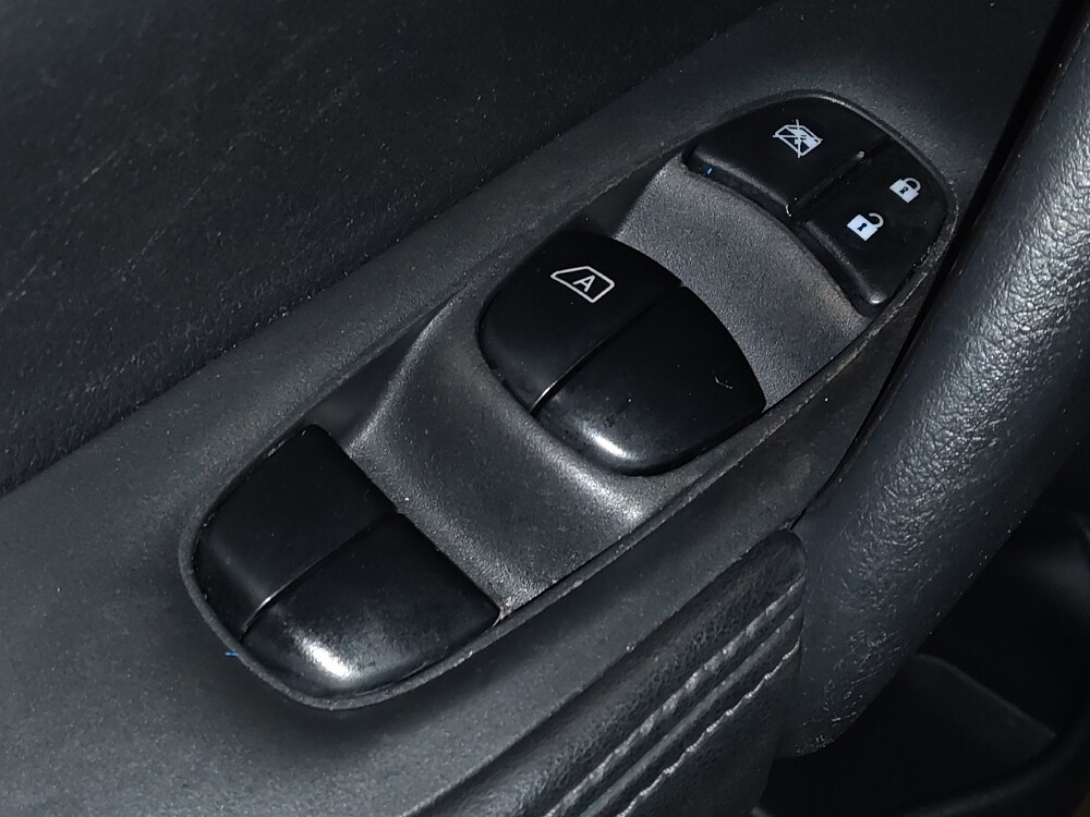 2018 Nissan Rogue in Ocala, FL 34471 - 18084694 27