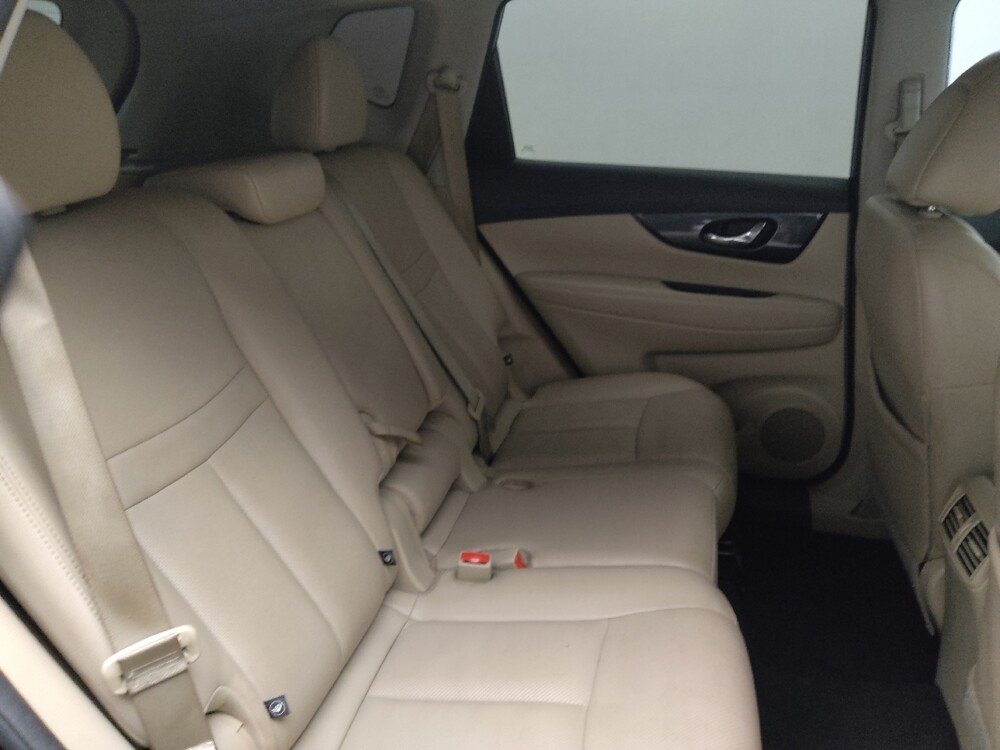 2016 Nissan Rogue in Union City, GA 30291 - 18084700 19