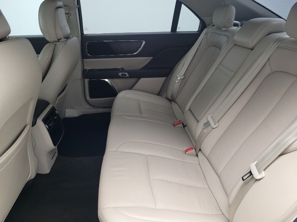 2019 Lincoln Continental in Greenville, SC 29607 - 18084713 18