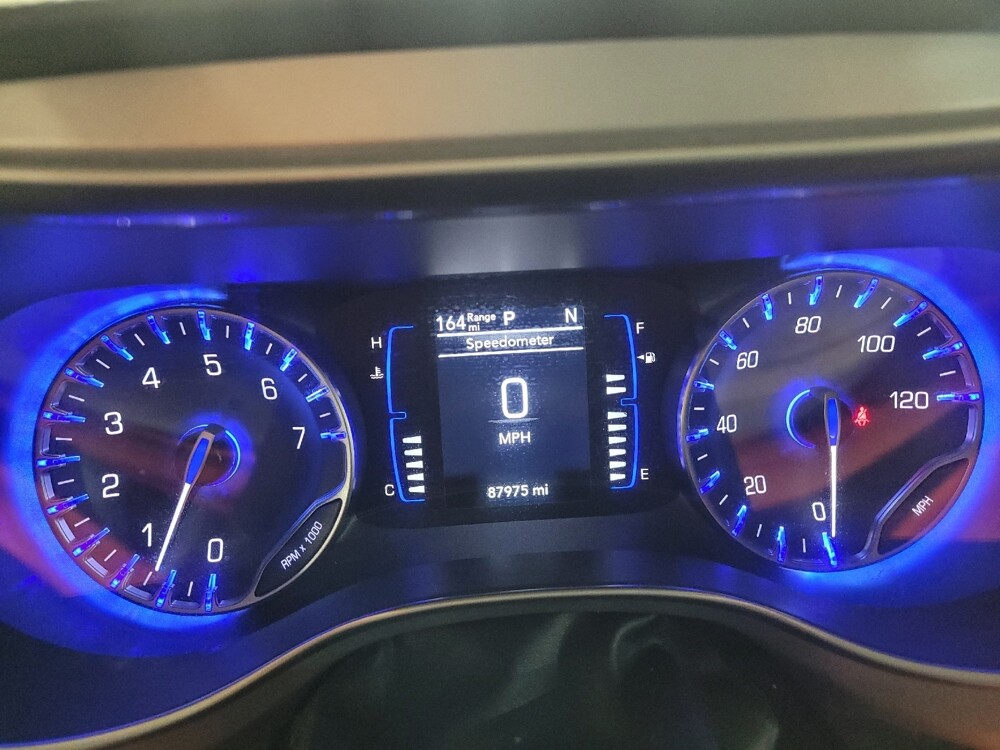 2018 Chrysler Pacifica in Oklahoma City, OK 73139 - 18084717 23