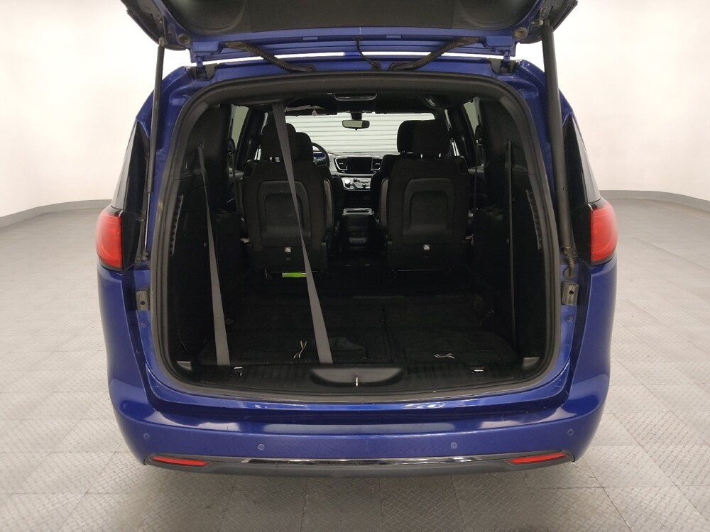 2018 Chrysler Pacifica in Oklahoma City, OK 73139 - 18084717 29