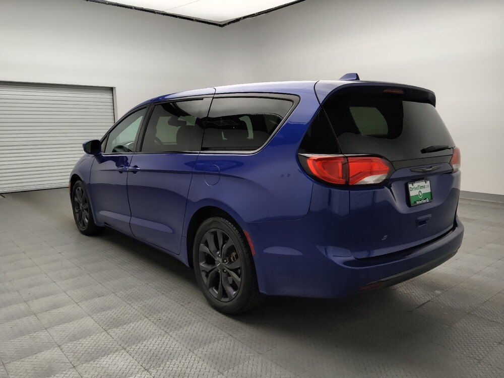 2018 Chrysler Pacifica in Oklahoma City, OK 73139 - 18084717 5