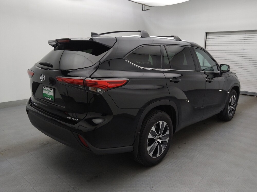 2021 Toyota Highlander in Raleigh, NC 27604 - 18084735 9