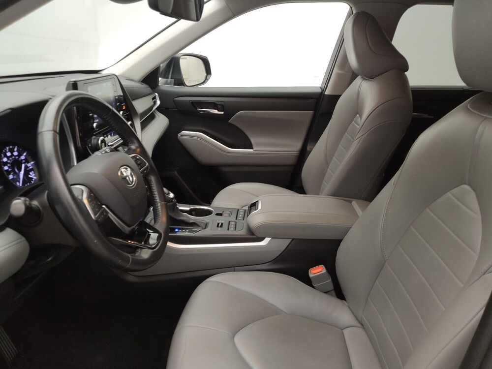 2021 Toyota Highlander in Raleigh, NC 27604 - 18084735 17