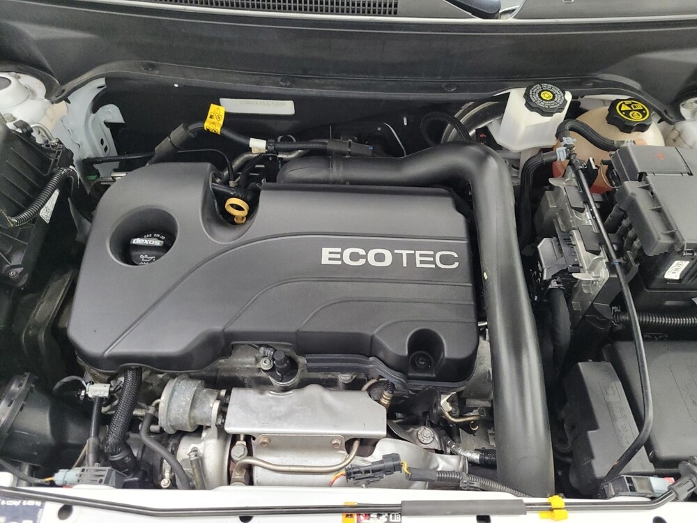 2020 Chevrolet Equinox in Las Vegas, NV 89102 - 18084750 30