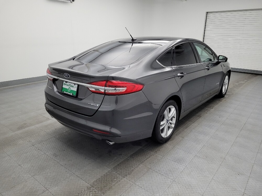 2018 Ford Fusion in Fairfield, OH 45014 - 18084756 9