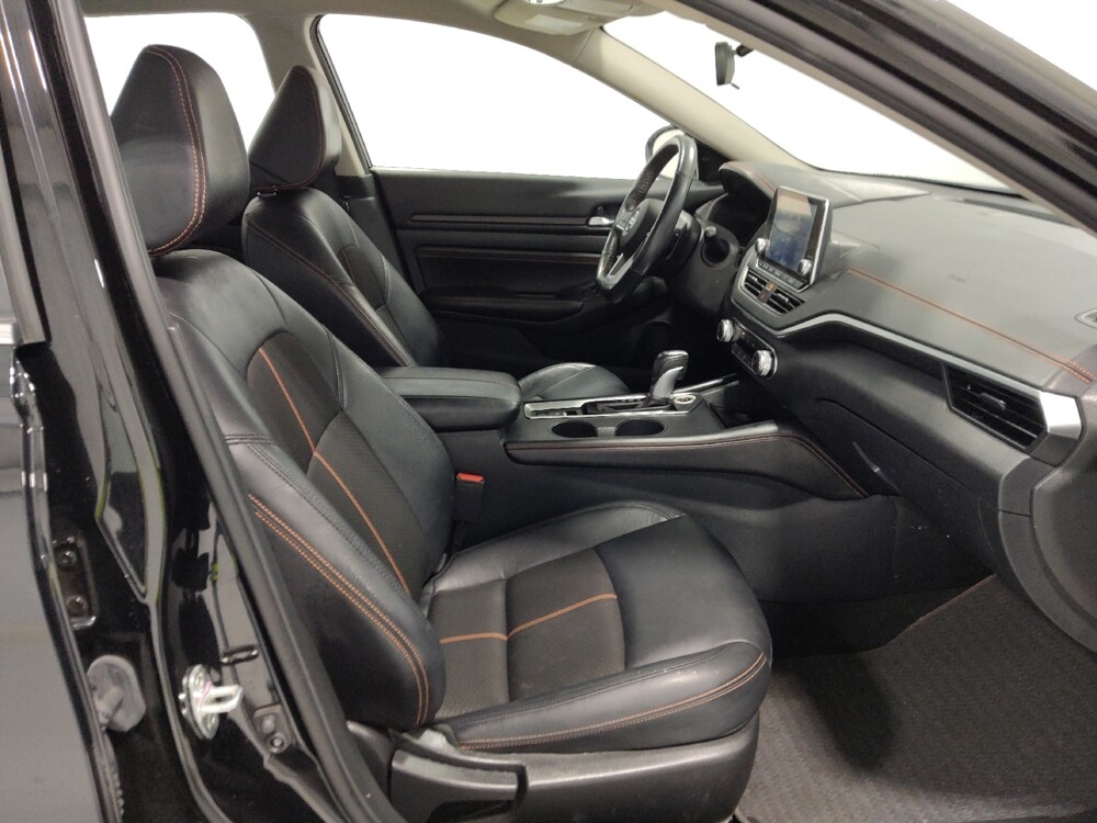 2022 Nissan Altima in Columbus, OH 43228 - 18084761 21