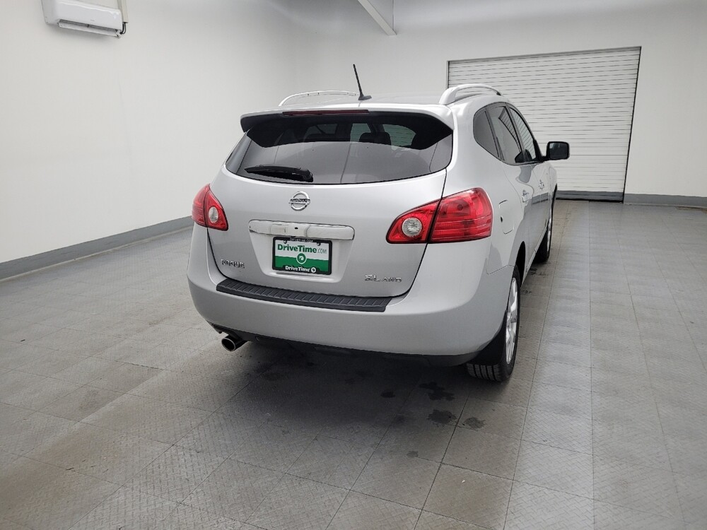 2013 Nissan Rogue in Fairfield, OH 45014 - 18084762 7