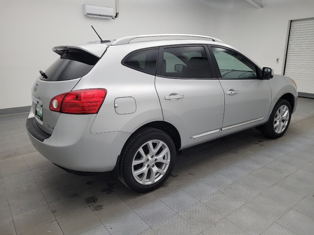 2013 Nissan Rogue in Fairfield, OH 45014 - 18084762 10