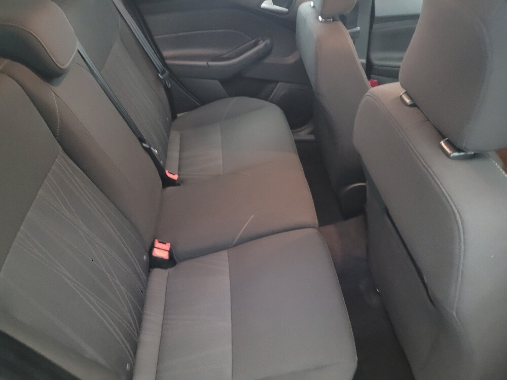 2017 Ford Focus in Temple Hills, MD 20746 - 18084763 19