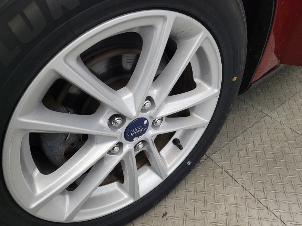 2017 Ford Focus in Temple Hills, MD 20746 - 18084763 31