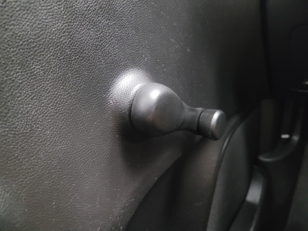 2020 Chevrolet Spark in Highland, IN 46322 - 18084765 27