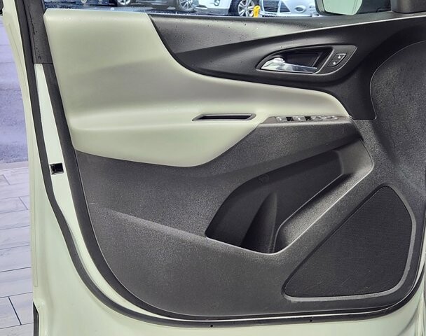 2020 Chevrolet Equinox in Cinnaminson, NJ 08077 - 18084767 10