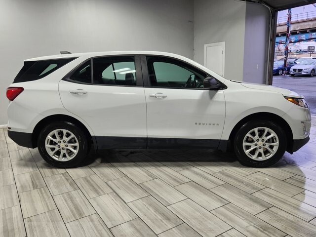 2020 Chevrolet Equinox in Cinnaminson, NJ 08077 - 18084767 6