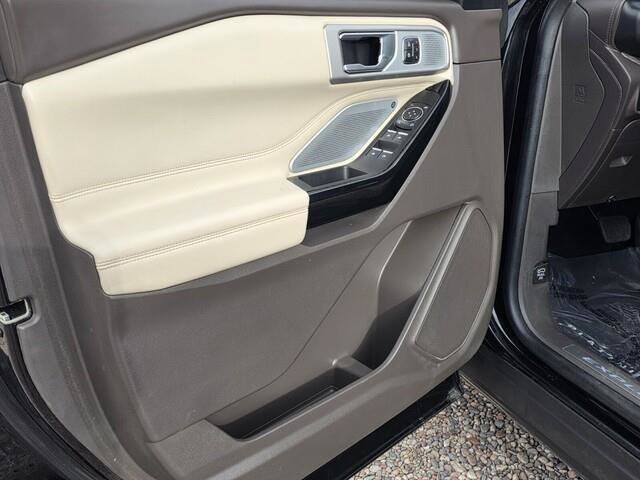 2021 Ford Explorer in Mesa, AZ 85212 - 18084780 18