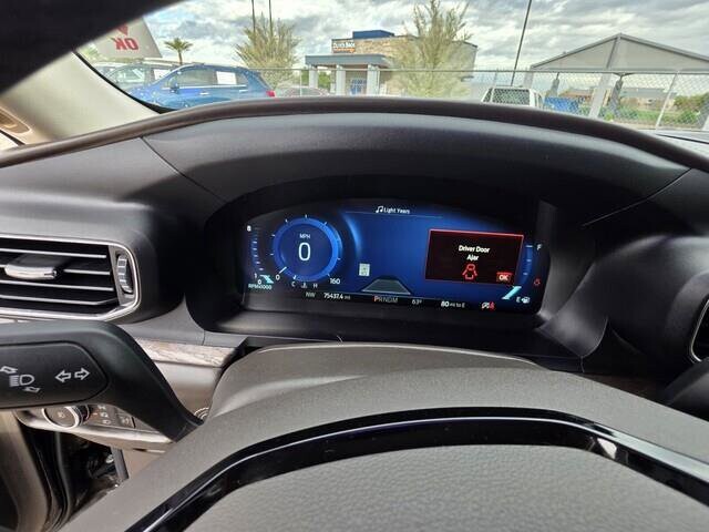 2021 Ford Explorer in Mesa, AZ 85212 - 18084780 30