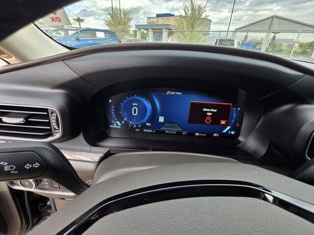 2021 Ford Explorer in Mesa, AZ 85212 - 18084780 25