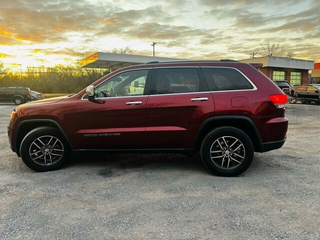 2018 Jeep Grand Cherokee in Harrisonburg, VA 22801 - 18084792 10