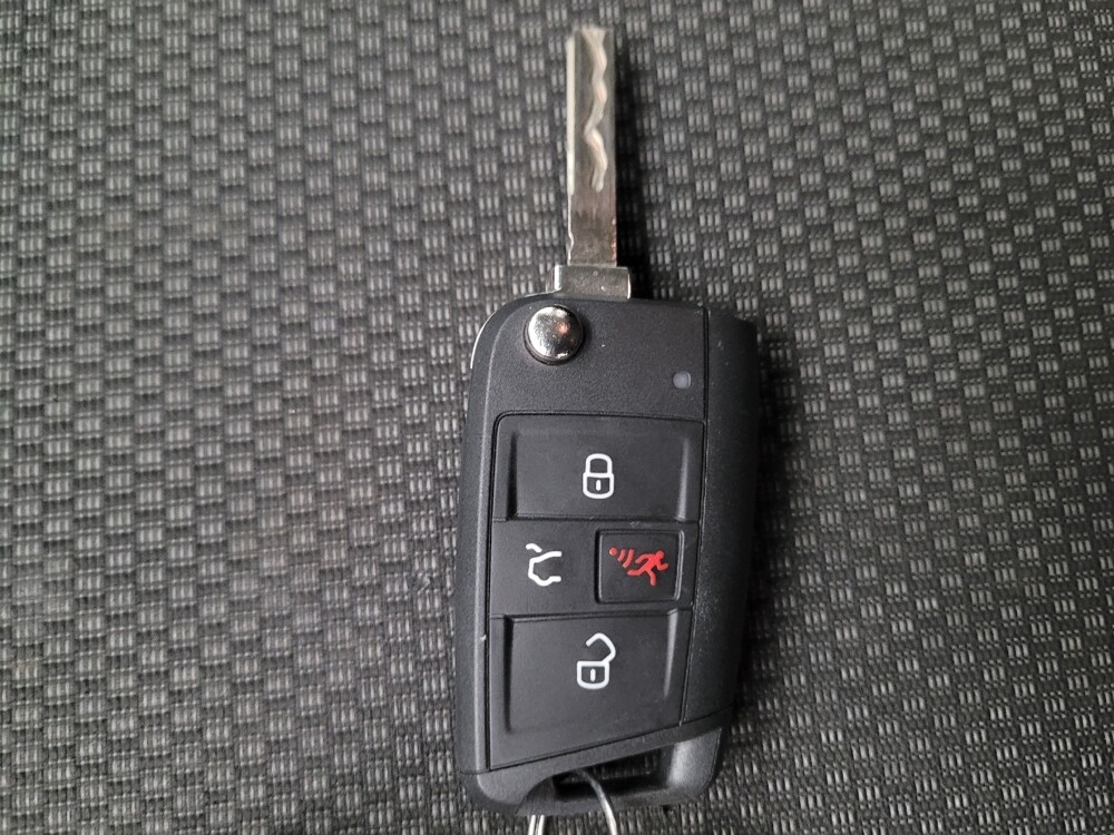 2019 Volkswagen Jetta in Riverside, CA 92504 - 18084803 32