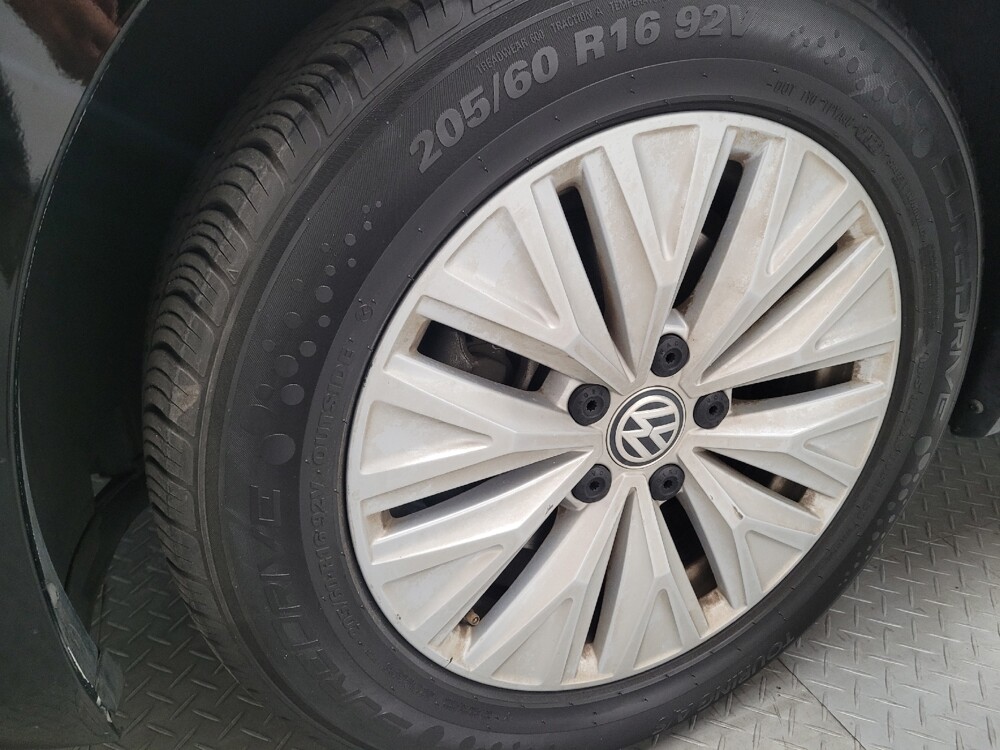 2019 Volkswagen Jetta in Riverside, CA 92504 - 18084803 31