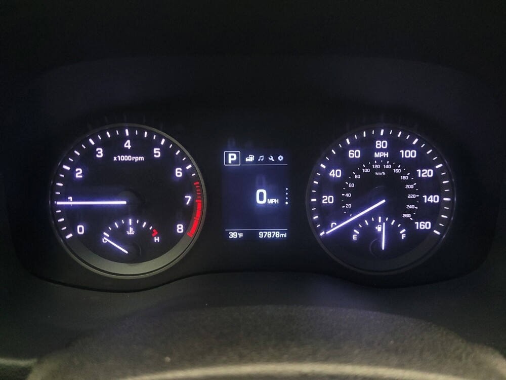 2018 Hyundai Tucson in Indianapolis, IN 46219 - 18084804 23