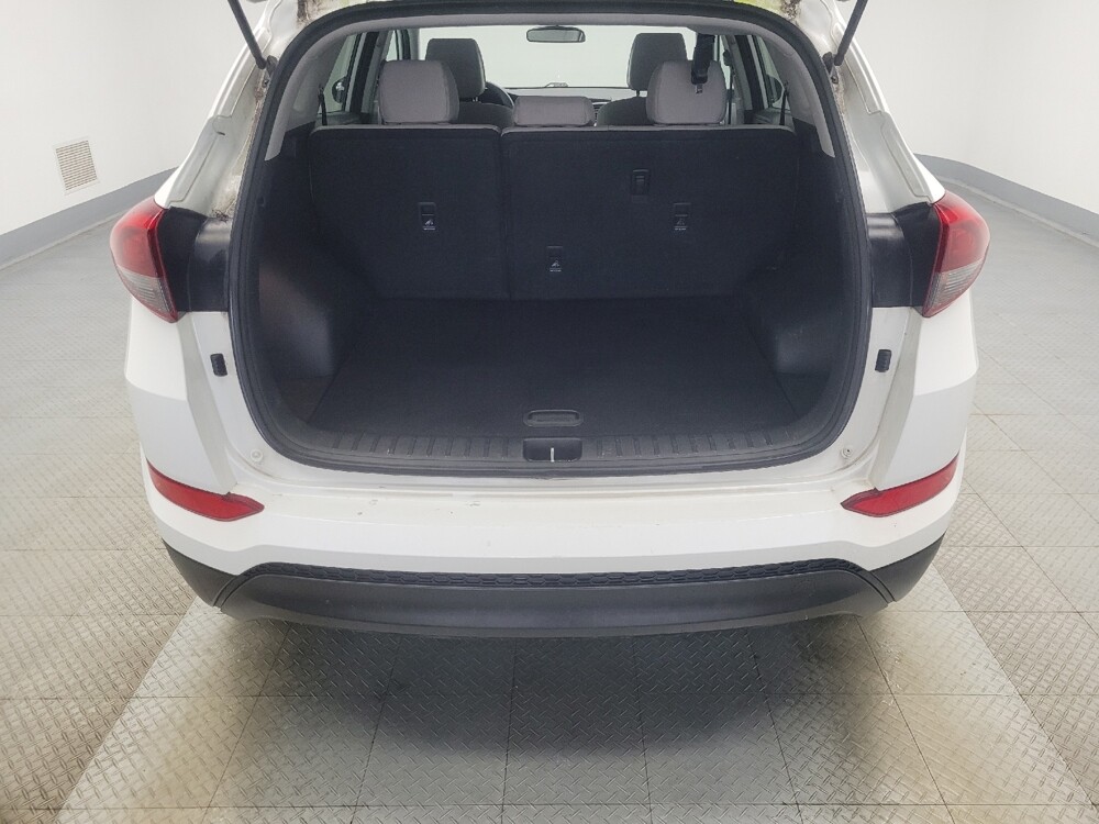 2018 Hyundai Tucson in Indianapolis, IN 46219 - 18084804 29